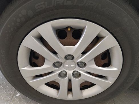 Used 2017 Chevrolet Sonic LT image 31