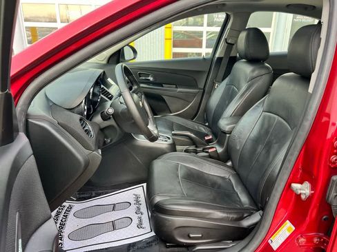 Used 2011 Chevrolet Cruze LT w/ RS Package image 12