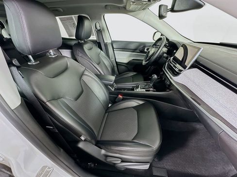 Certified 2022 Jeep Compass Latitude w/ Sun and Sound Group image 39