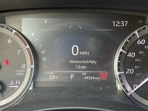 Used 2024 Toyota Highlander LE image 15