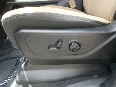 Used 2019 RAM 1500 Big Horn AWD/4WD image 15