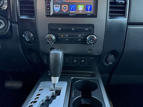 Used 2011 Nissan Titan SV w/ SV Value Truck Pkg image 27