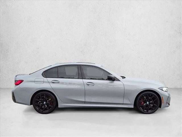 Used 2025 BMW 330i xDrive Sedan AWD/4WD image 4