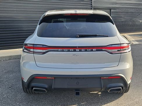 Certified 2025 Porsche Macan AWD/4WD image 7
