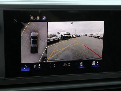 Used 2024 Chevrolet Silverado EV W/T image 26