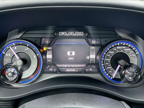Used 2022 RAM 2500 Limited AWD/4WD image 13