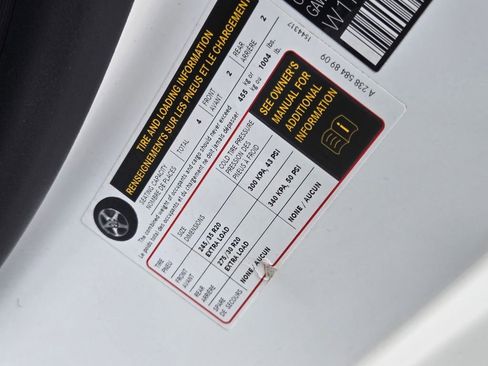 Used 2022 Mercedes-Benz E 450 4MATIC Cabriolet image 41