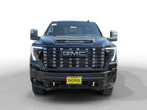 New 2026 GMC Sierra 2500 Denali Ultimate AWD/4WD image 8