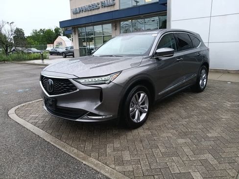 Used 2023 Acura MDX SH-AWD image 2