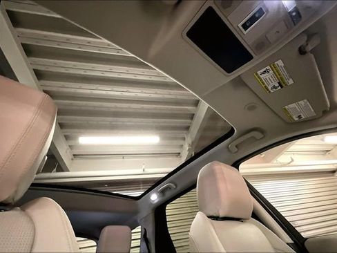 Certified 2025 Land Rover Discovery Sport S image 30