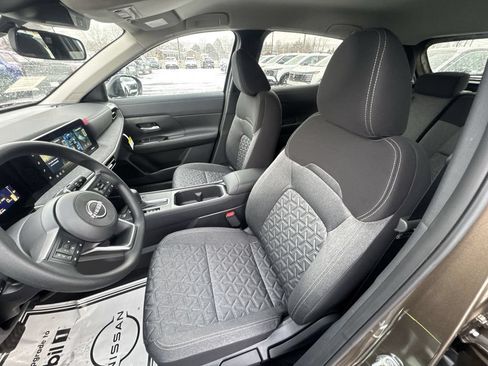 New 2026 Nissan Kicks SV FWD image 11