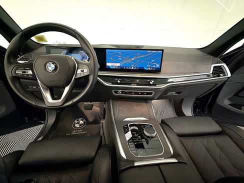 Used 2024 BMW X5 xDrive40i AWD/4WD image 16