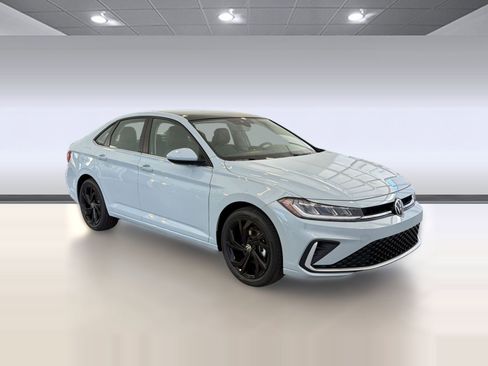 New 2026 Volkswagen Jetta SE FWD image 7