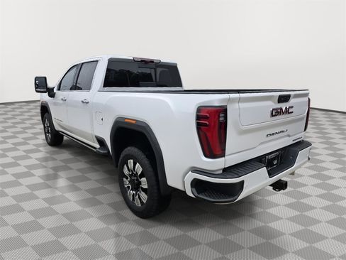 Used 2024 GMC Sierra 2500 Denali w/ Denali Reserve Package image 9