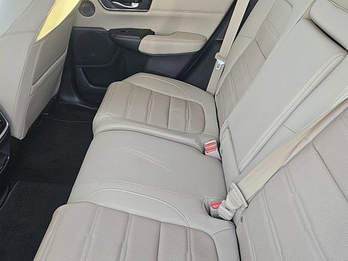 Used 2022 Honda CR-V Touring image 9