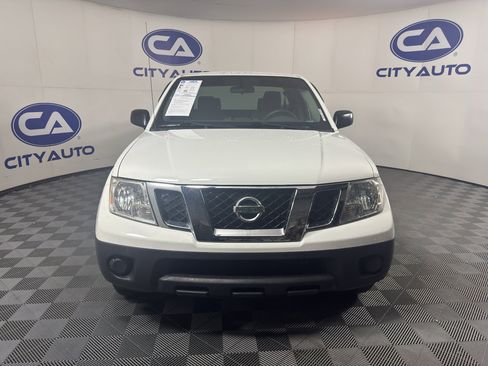 Used 2018 Nissan Frontier S RWD image 9