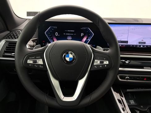 Used 2026 BMW X5 xDrive40i AWD/4WD image 16
