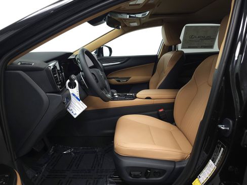 New 2026 Lexus NX 350 AWD w/ Premium Package image 4