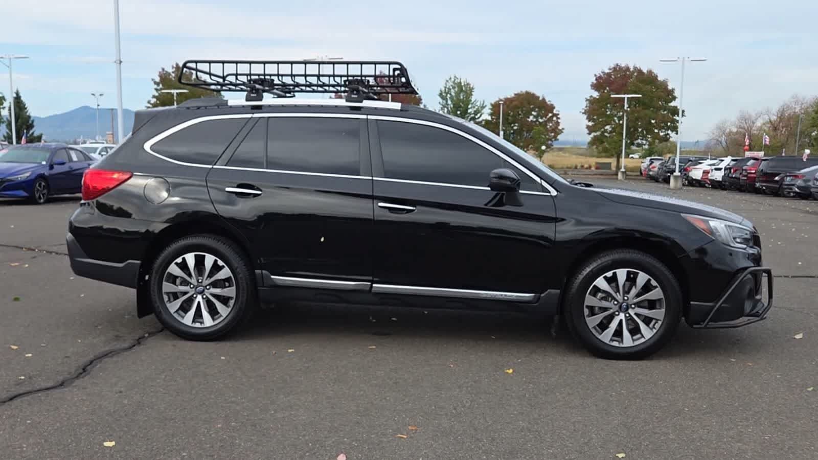 Used 2019 Subaru Outback 3.6R Touring w/ Popular Package #3A AWD/4WD image 9