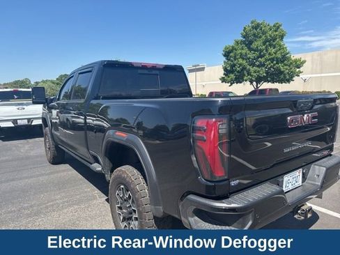 Used 2024 GMC Sierra 2500 AT4X image 8