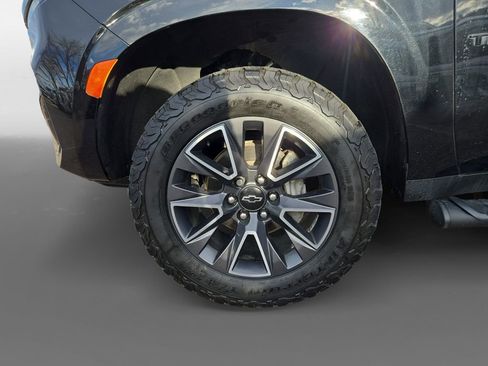 Used 2022 Chevrolet Tahoe Z71 w/ Luxury Package image 15