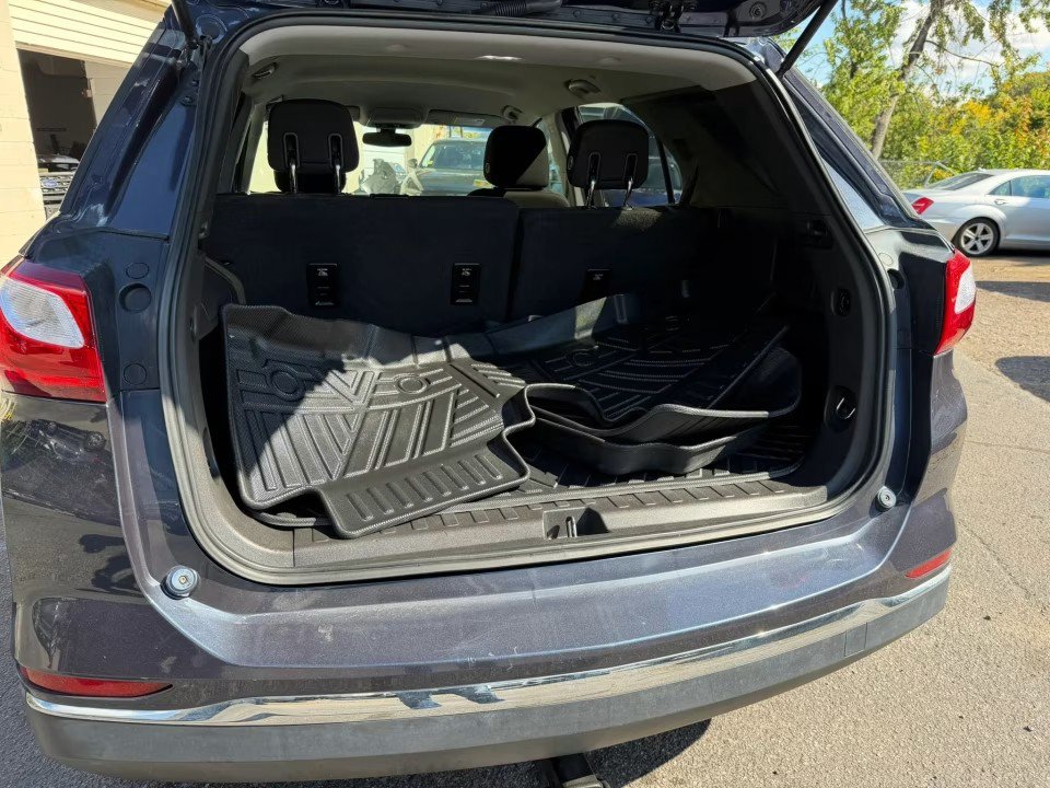 Used 2019 Chevrolet Equinox LT FWD image 15