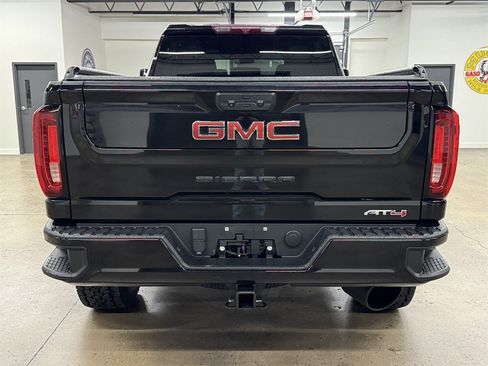 Used 2023 GMC Sierra 2500 AT4 w/ Gooseneck/5TH Wheel Package AWD/4WD image 11
