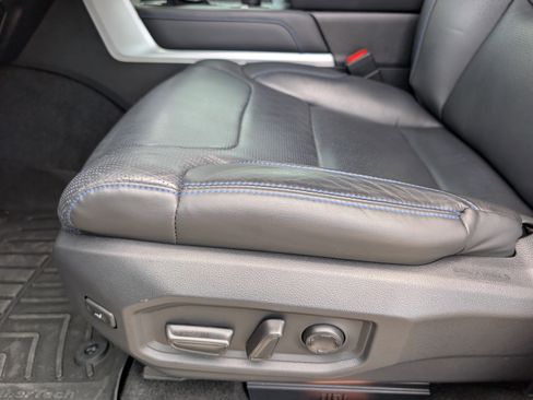 Used 2023 Toyota Tundra Platinum AWD/4WD image 10