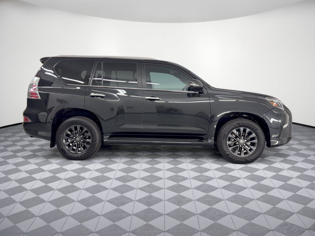 Certified 2023 Lexus GX 460 Premium AWD/4WD image 8