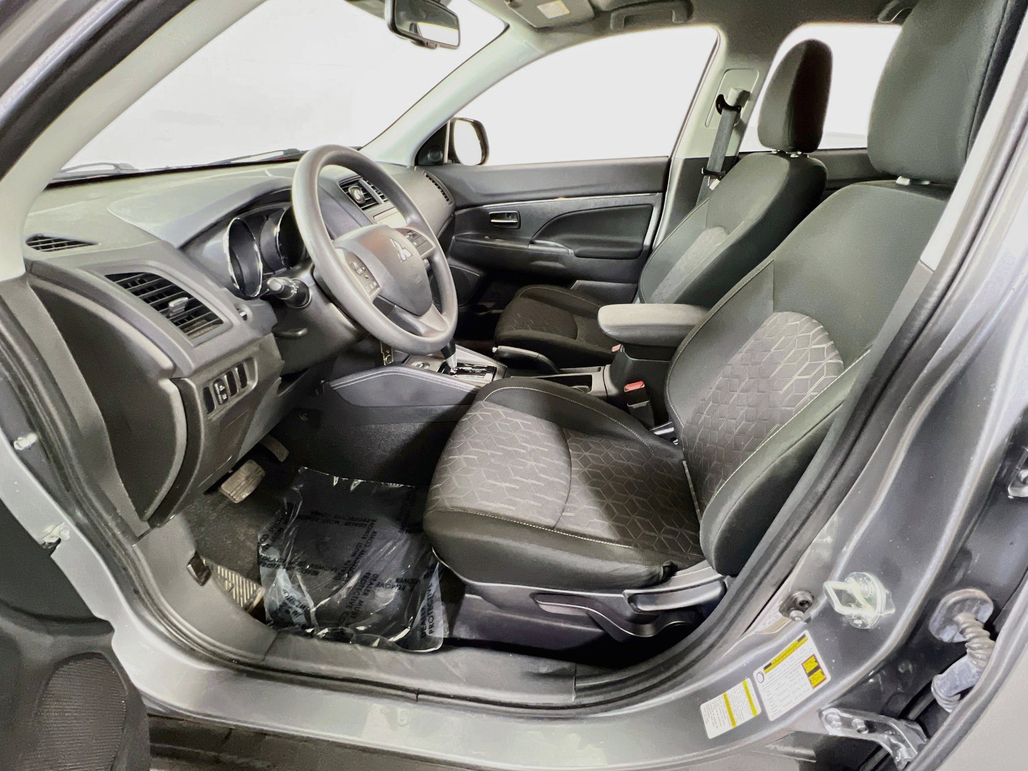 Used 2024 Mitsubishi Outlander Sport ES AWD/4WD image 19
