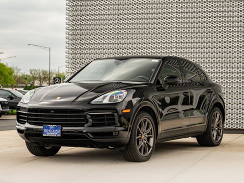 Used 2020 Porsche Cayenne S AWD/4WD image 7