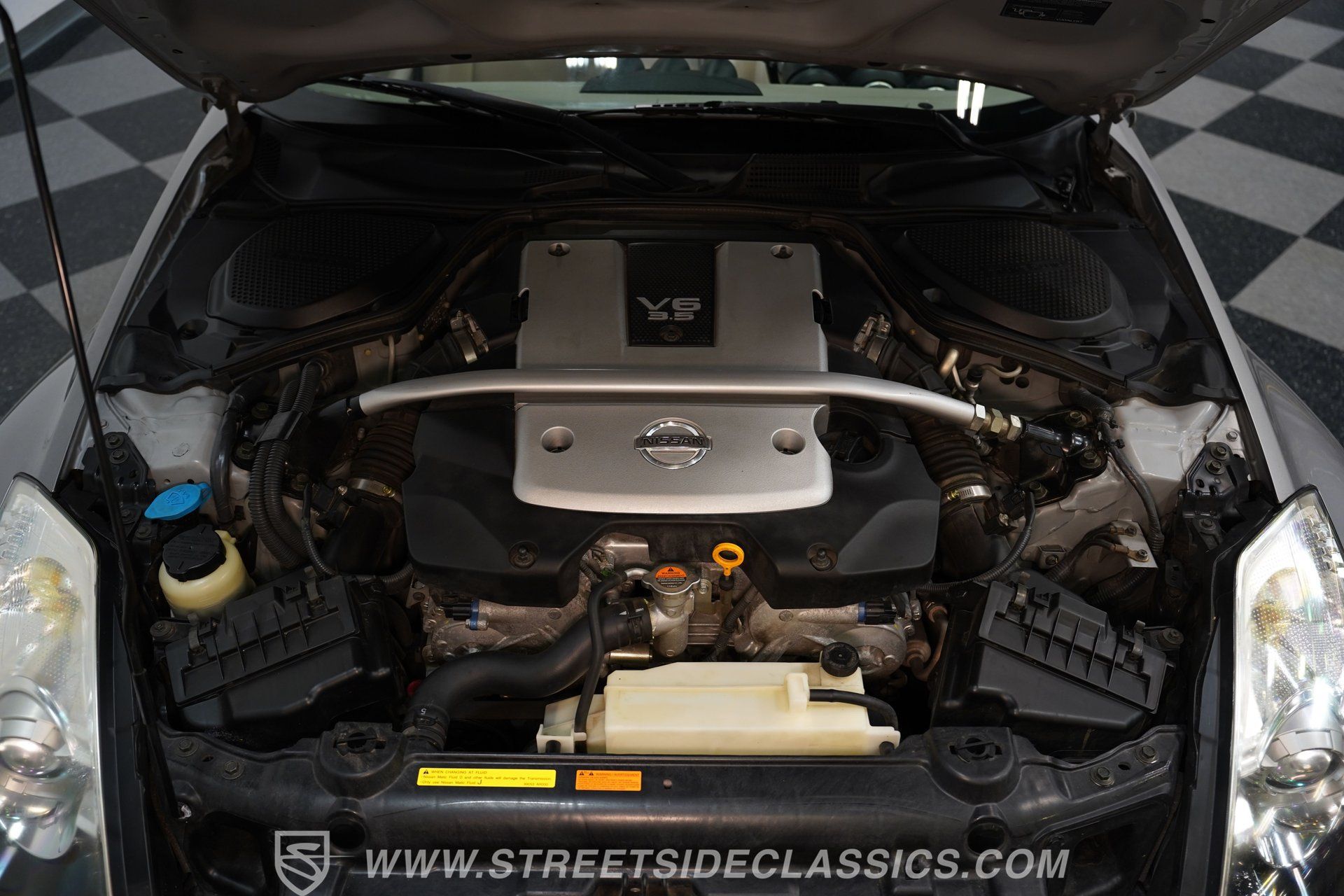 Used 2007 Nissan 350Z Touring RWD image 33