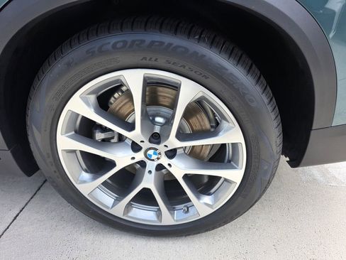 New 2026 BMW X5 xDrive50e w/ Executive Package AWD/4WD image 6