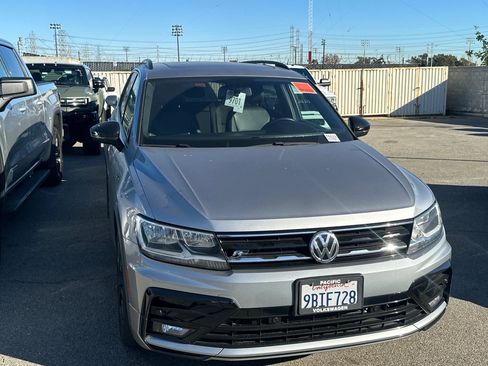 Used 2021 Volkswagen Tiguan SE R-Line w/ 3rd Row Seat Package image 2