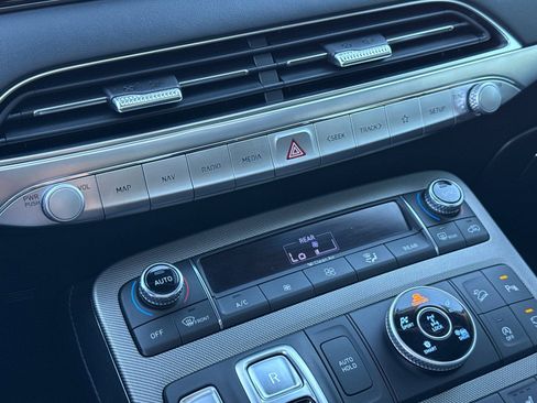 Used 2021 Hyundai Palisade Limited image 24