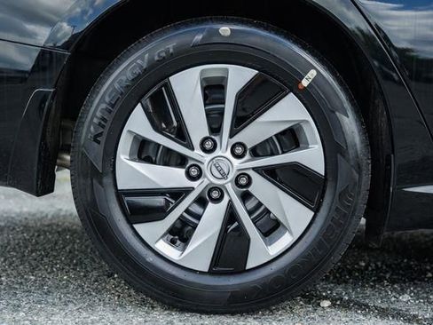 New 2025 Nissan Altima 2.5 S image 14