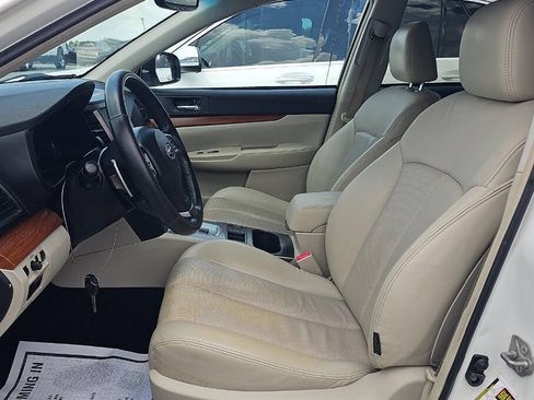 Used 2014 Subaru Outback 3.6R Limited AWD/4WD image 10