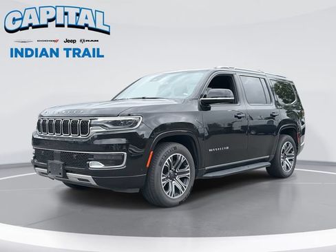 Used 2024 Jeep Wagoneer Series II w/ Flexible Seating Group AWD/4WD image 1