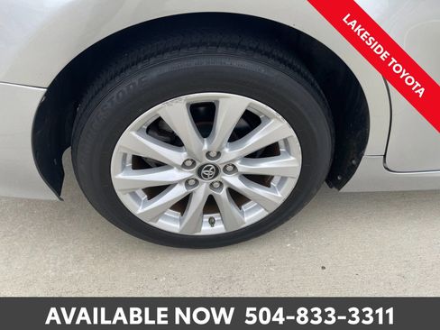 Used 2019 Toyota Camry LE image 12
