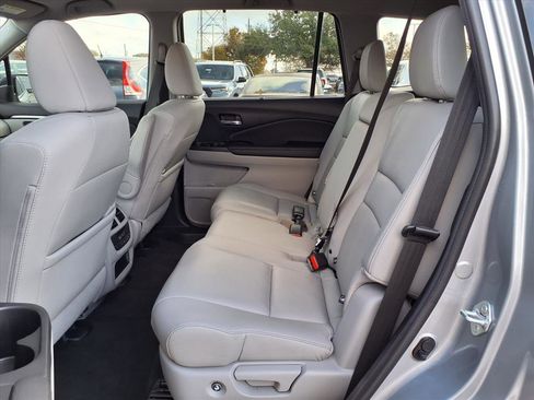 Certified 2022 Honda Pilot Special Edition image 19