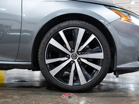 Used 2020 Nissan Altima 2.5 SR image 9