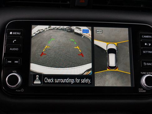 Used 2024 Nissan Kicks SR w/ SR Premium Package FWD image 21