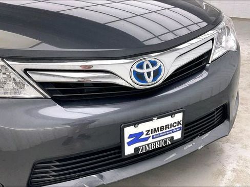 Used 2012 Toyota Camry LE FWD image 30