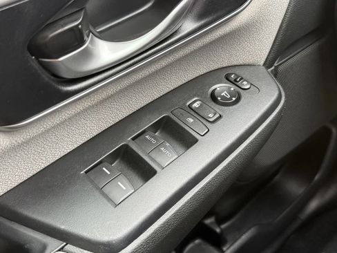 Used 2019 Honda CR-V EX image 33