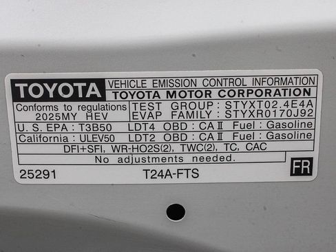 Used 2025 Toyota Land Cruiser AWD/4WD image 28