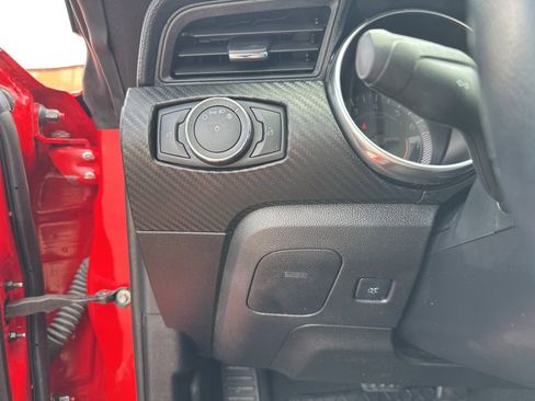 Used 2020 Ford Mustang Convertible image 23