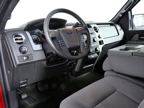 Used 2014 Ford F150 XLT image 17