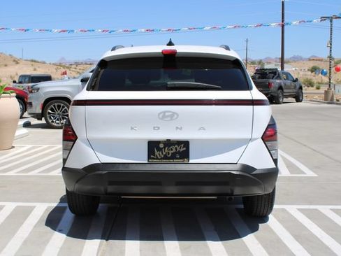 Used 2025 Hyundai Kona SEL FWD image 6