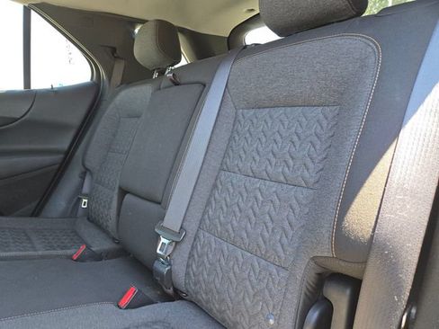 Used 2024 Chevrolet Equinox LT AWD/4WD image 9