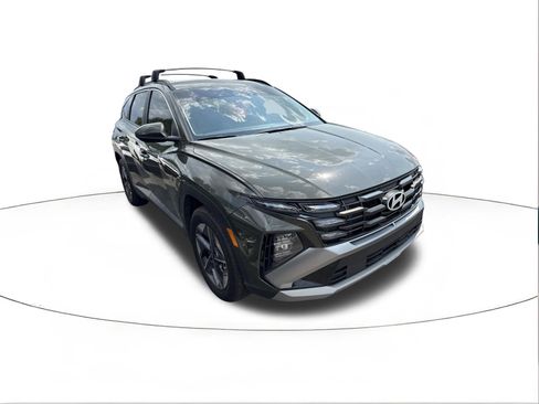Used 2025 Hyundai Tucson SEL FWD image 1